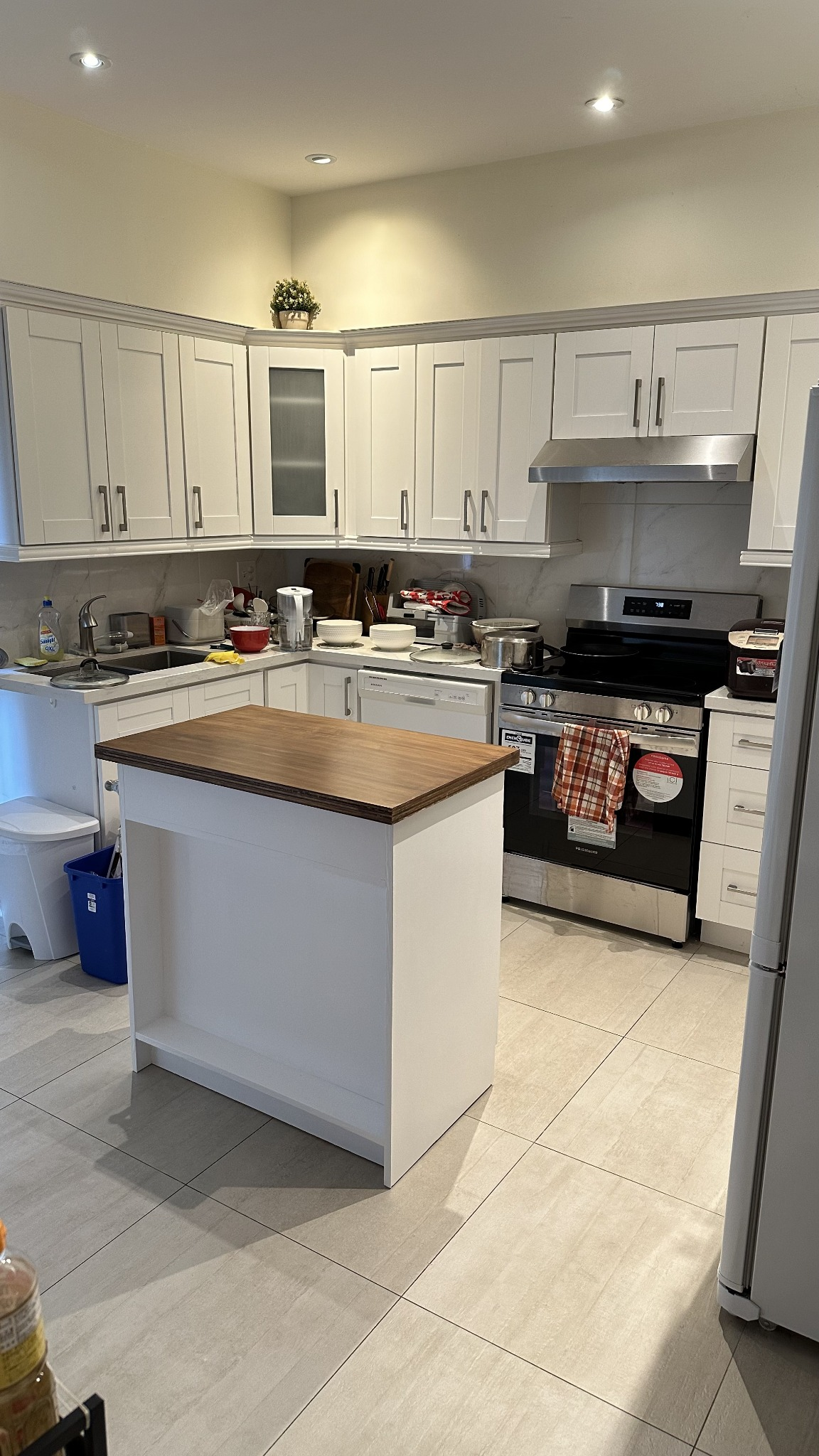 Movable Kitchen Island with Storage